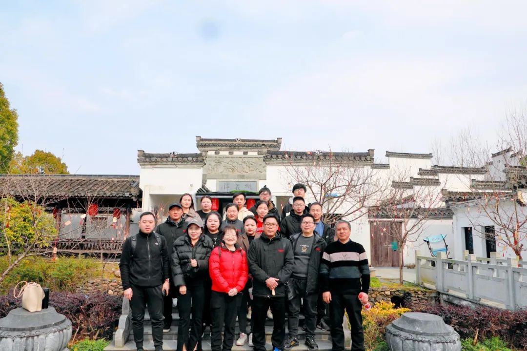 得潤(rùn)電氣團(tuán)建 得潤(rùn)電氣團(tuán)建